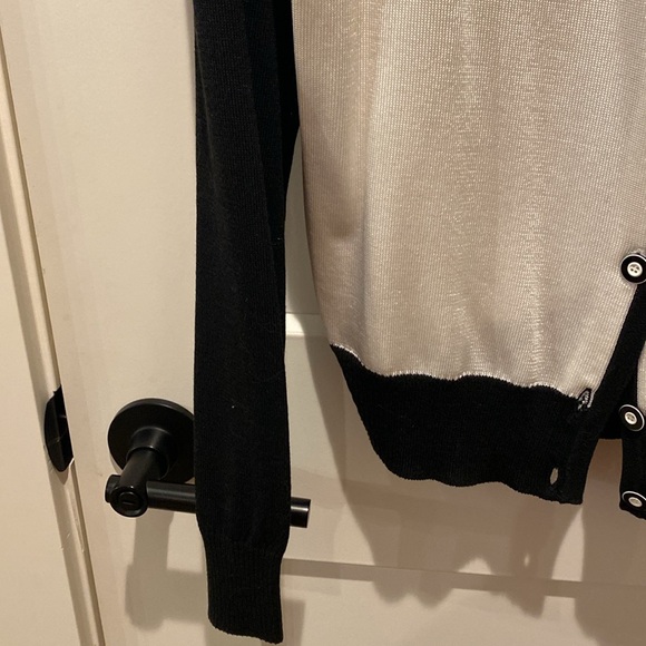 Carlisle Cardigan w/Sleeveless Tank.  Size XL. ‎ Button Up.  Rayon/Cotton Blend - Picture 4 of 8